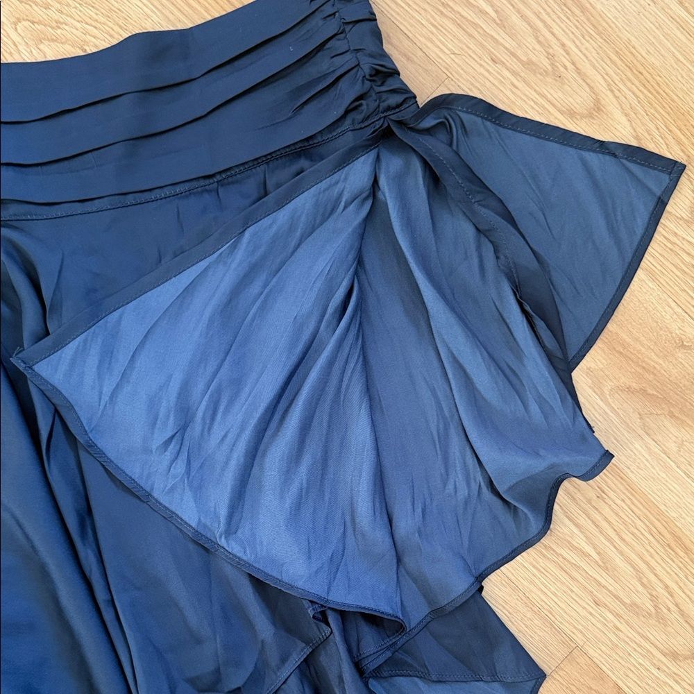 NWT Lioness Navy Blue Skirt Asymmetrical Legacy Midi Small cocktail party - Picture 7 of 8